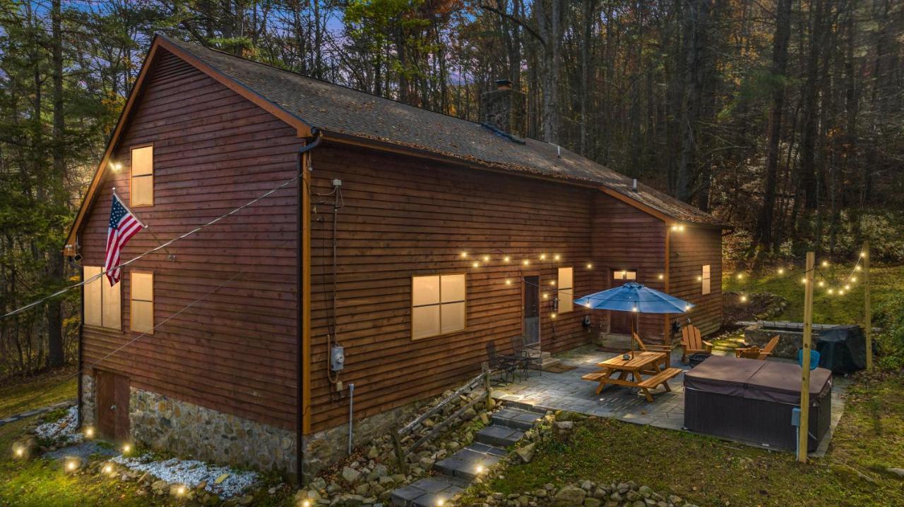 Sleepy Hollow 5Br Cabin - National Park 7 Min, Hot Tub, Fire Pit, Sleeps 12 Luray Eksteriør bilde